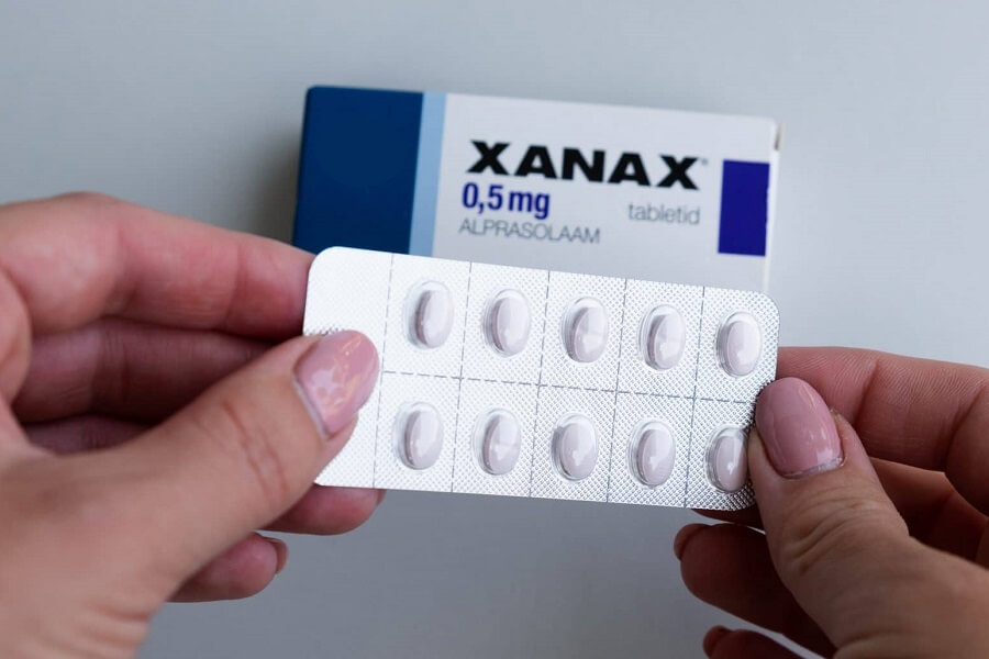 Xanax 1mg – Quick Relief from Anxiety & Panic Disorders - Image 3